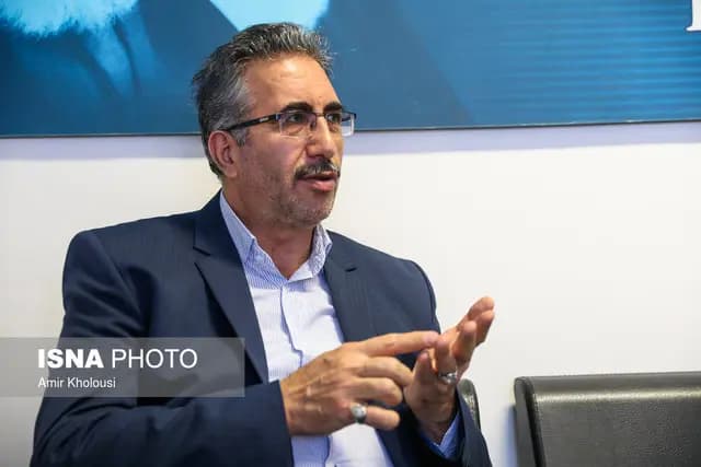 تصویر خبر: اگر خودروساز پول اضافه‌ خواست تجمع نکنید، شکایت کنید