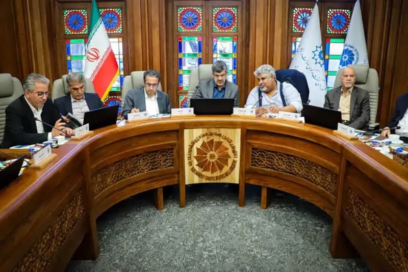 تولید صنایع صادرات محور، راه نجات اقتصاد است