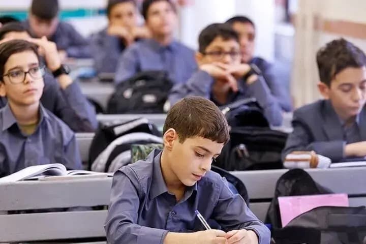 تمامی مدارس دولتی هیئت امنایی میشوند/ دریافت «شهریه» ممنوع