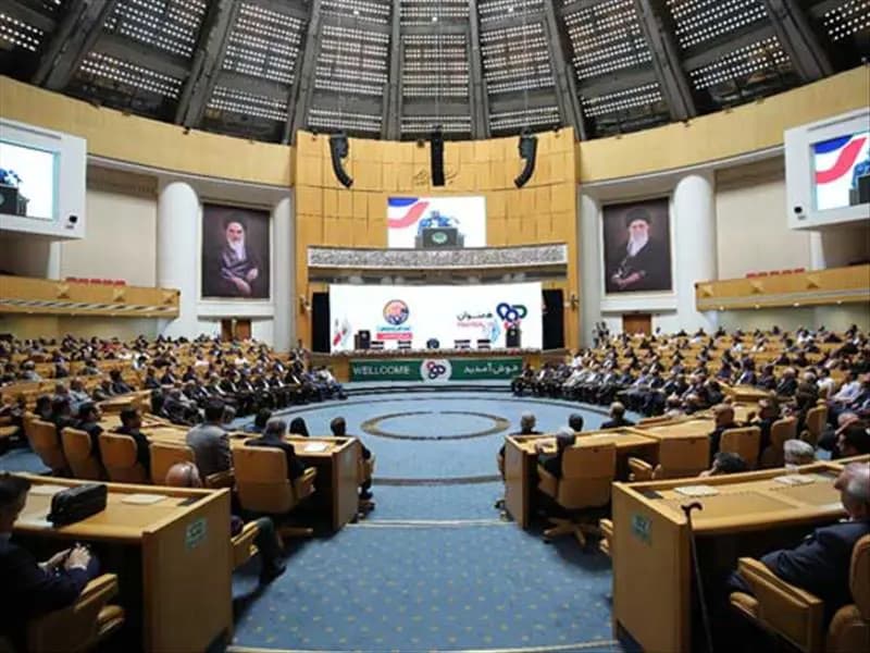 برای رفع مشکلات و چالش های صنعت قطعات خودرو، راهی جز اتحاد و همدلی نداریم